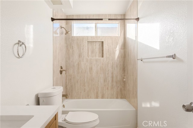 Detail Gallery Image 32 of 47 For 26300 Le Mans, Moreno Valley,  CA 92555 - 4 Beds | 2/1 Baths