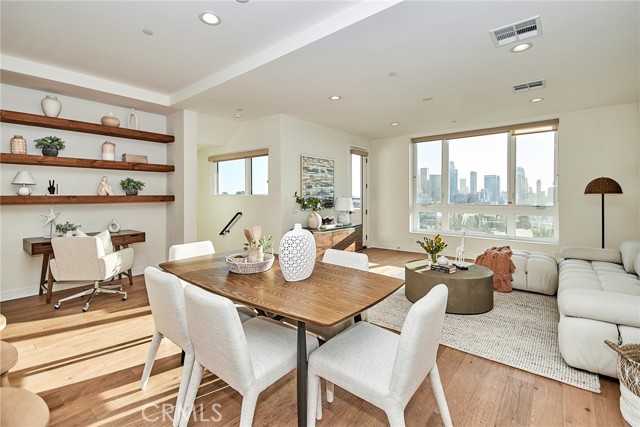 1050 N Joels Place, Los Angeles CA: https://media.crmls.org/medias/a27e6cf1-c626-4e01-b2de-73ddf03b44a4.jpg