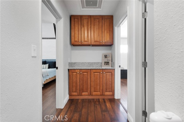 19545 Seneca Road, Apple Valley CA: https://media.crmls.org/medias/a27eb430-3843-4bd0-8f02-43a5e046f060.jpg