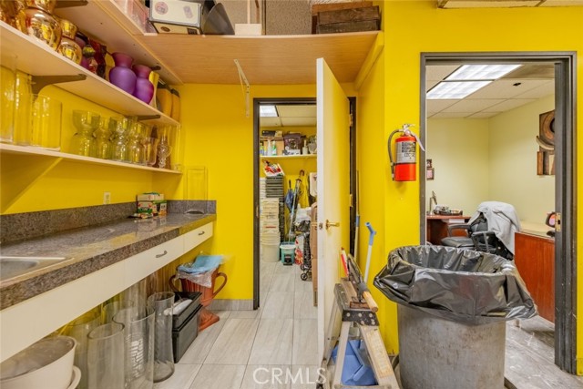 515 S Olive Street, Los Angeles CA: https://media.crmls.org/medias/a27ed42b-d63f-41dc-b7a0-7acab0299a6e.jpg
