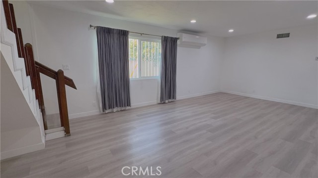 305 North Sunset Avenue photo 3