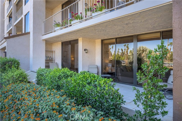 Detail Gallery Image 8 of 47 For 910 Island Drive #112,  Rancho Mirage,  CA 92270 - 2 Beds | 2 Baths