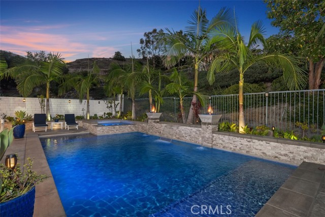 12 La Perla, Lake Forest CA: https://media.crmls.org/medias/a27f2e13-19bf-45ed-abc7-ce3888a02afe.jpg