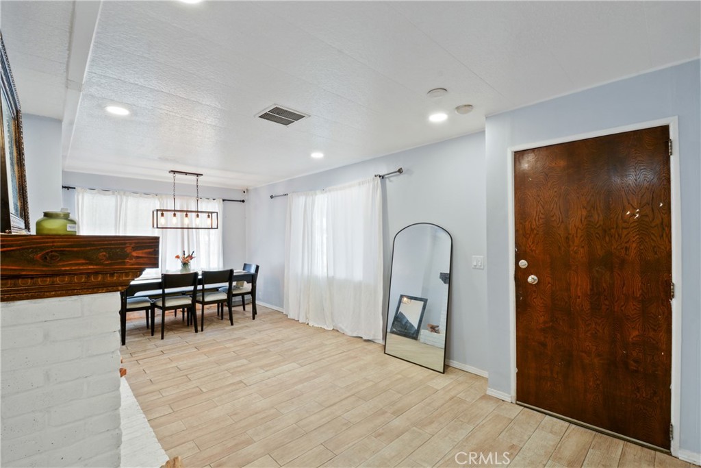 MLS #SB25243683 image #5