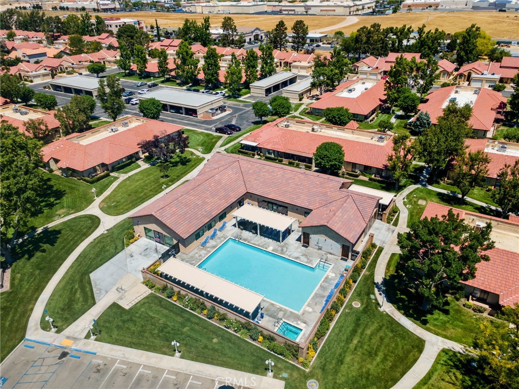 https://media.crmls.org/medias/a2801291-562d-459c-a364-1b575d4ce12a.jpg?preset=X-Large