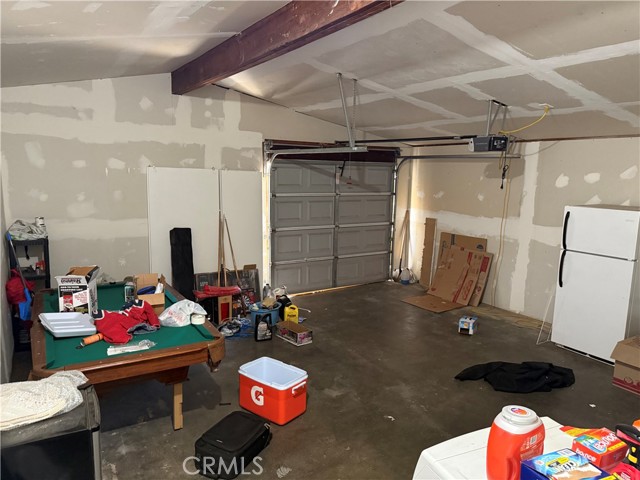 6258 N Glenn Avenue, Fresno CA: https://media.crmls.org/medias/a280253e-d0db-42b2-a2e3-4ecdcbe86845.jpg