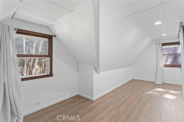 407 Dart Canyon Road, Crestline CA: https://media.crmls.org/medias/a2806fd3-cd33-4573-a986-4610b972898d.jpg