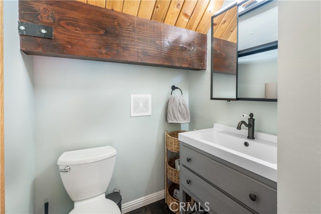 1372 Sequoia, Lake Arrowhead, CA 92352