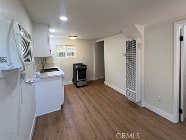 Image 7 of 15 For 4359 Merrill Avenue 2