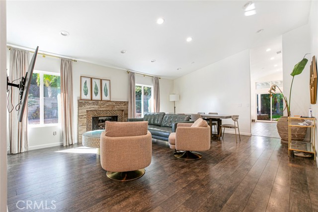 Detail Gallery Image 4 of 23 For 25803 Anderson Ln, Stevenson Ranch,  CA 91381 - 3 Beds | 2 Baths