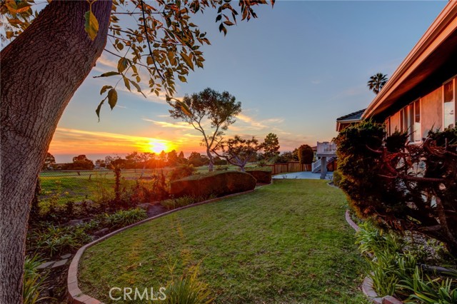 30085 Avenida Elegante, Rancho Palos Verdes, California 90275, 5 Bedrooms Bedrooms, ,3 BathroomsBathrooms,Residential,Sold,Avenida Elegante,PV22019915