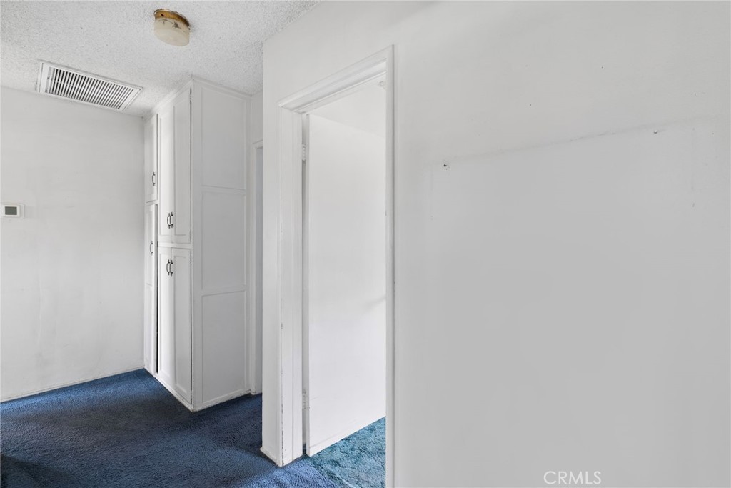 https://media.crmls.org/medias/a281f0e3-a654-414f-9039-0a255fdc1782.jpg?preset=X-Large