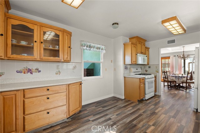Detail Gallery Image 11 of 43 For 5680 Hunter St, Ventura,  CA 93003 - 3 Beds | 2 Baths