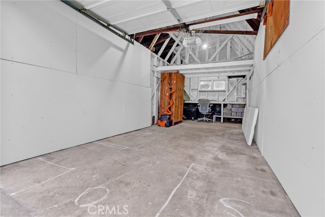 3130 Kansas Avenue, South Gate CA: https://media.crmls.org/medias/a2835553-c880-4489-aa95-900e54ad6779.jpg