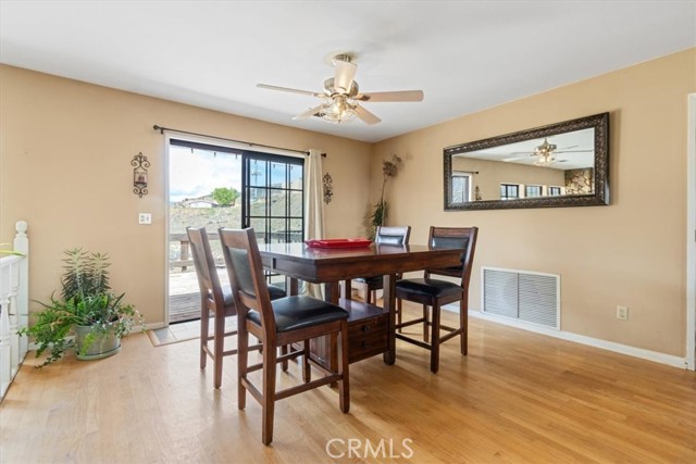 770 Roads End, Lebec CA: https://media.crmls.org/medias/a283fdf4-a61f-40c8-b7a6-7e42f3796ddc.jpg