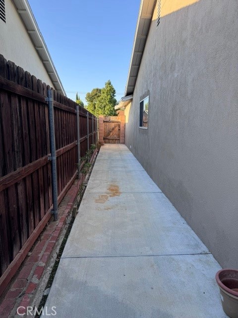 23740 Welby Way photo 10