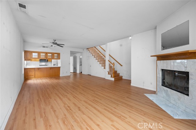 14412 1/2 Lemoli Street, Hawthorne CA: https://media.crmls.org/medias/a28582a8-9557-407e-ab67-c97c3fd4082c.jpg