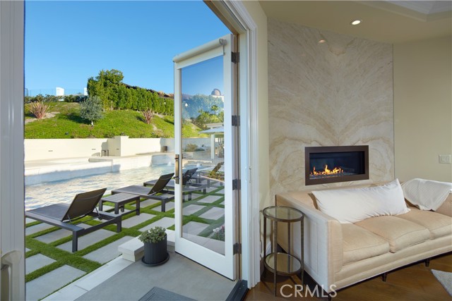 Detail Gallery Image 23 of 42 For 1 Elk Grove Ln, Laguna Niguel,  CA 92677 - 5 Beds | 5/2 Baths