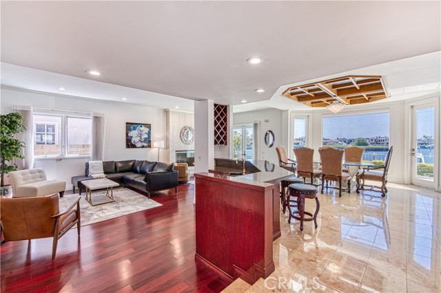 3372 Venture Drive, Huntington Beach CA: https://media.crmls.org/medias/a287b661-65da-428f-8331-bc9d9e8f8931.jpg