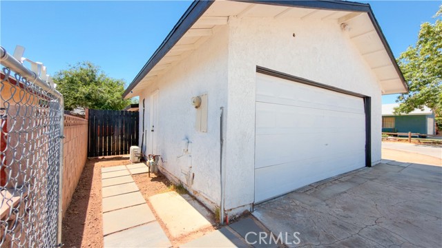 Front Image Thumbnail for CRPW26140274