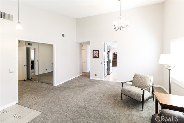 6815 Arthur Court, Chino CA: https://media.crmls.org/medias/a2892069-8a43-43be-a51e-d4c299facdf8.jpg