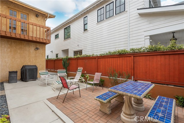 Detail Gallery Image 28 of 33 For 536 21st St, Manhattan Beach,  CA 90266 - 4 Beds | 2 Baths