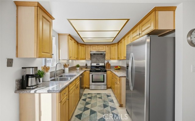 Detail Gallery Image 13 of 41 For 500 S Garfield, Monterey Park,  CA 91754 - 3 Beds | 3 Baths