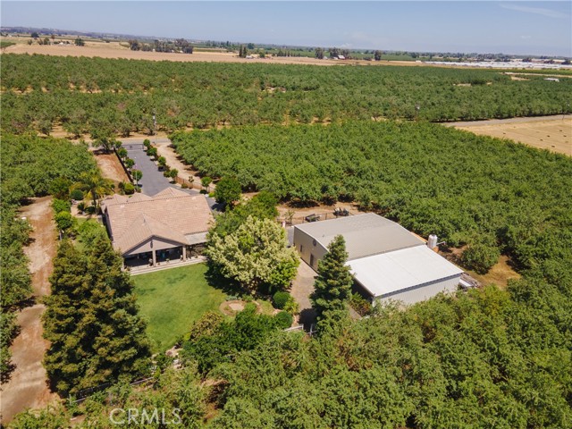 6839 Mercedes Avenue, Winton CA: https://media.crmls.org/medias/a289c8a0-ba77-42a6-8bc7-0e22ce027779.jpg
