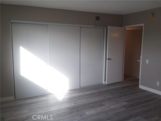Detail Gallery Image 9 of 16 For 21219 Roscoe Bld #215,  Canoga Park,  CA 91304 - 2 Beds | 1/1 Baths