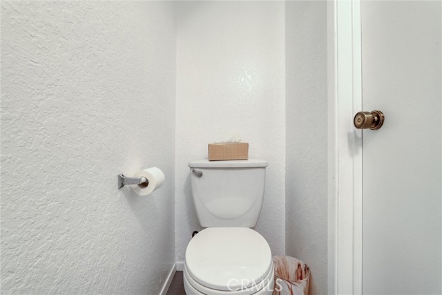 10229 Variel Avenue, Chatsworth CA: https://media.crmls.org/medias/a28c683e-b5ca-4945-8e6d-ca320b5d748d.jpg