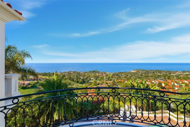 Detail Gallery Image 11 of 38 For 1509 via Castilla, Palos Verdes Estates,  CA 90274 - 5 Beds | 5/1 Baths