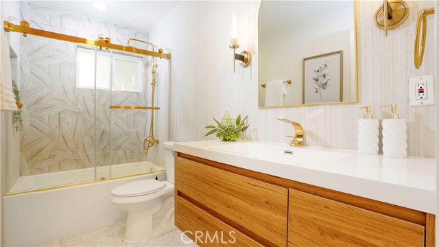 17698 Locust Street, Fountain Valley CA: https://media.crmls.org/medias/a28d4688-0d43-4407-8458-db49815ddf47.jpg