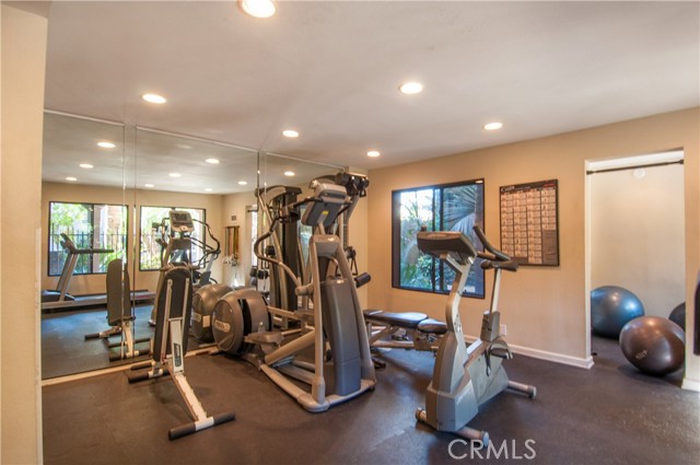 8300 Manitoba Street, Playa del Rey CA: https://media.crmls.org/medias/a28d4ade-a805-4772-90f0-c70feb29022b.jpg