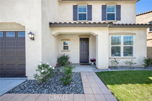 Detail Gallery Image 2 of 73 For 16981 Schneider St, Fontana,  CA 92336 - 4 Beds | 3/1 Baths
