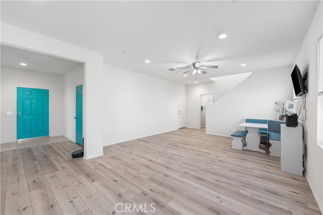 2436 Lugar Bonito Court, Rosamond CA: https://media.crmls.org/medias/a28d7d10-39b3-4d1c-b6bc-197e3288ee01.jpg