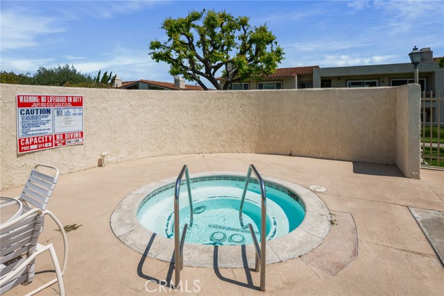54 Hilltop Circle, Rancho Palos Verdes CA: https://media.crmls.org/medias/a28d7f69-e32b-45d2-8964-12b4cb063106.jpg