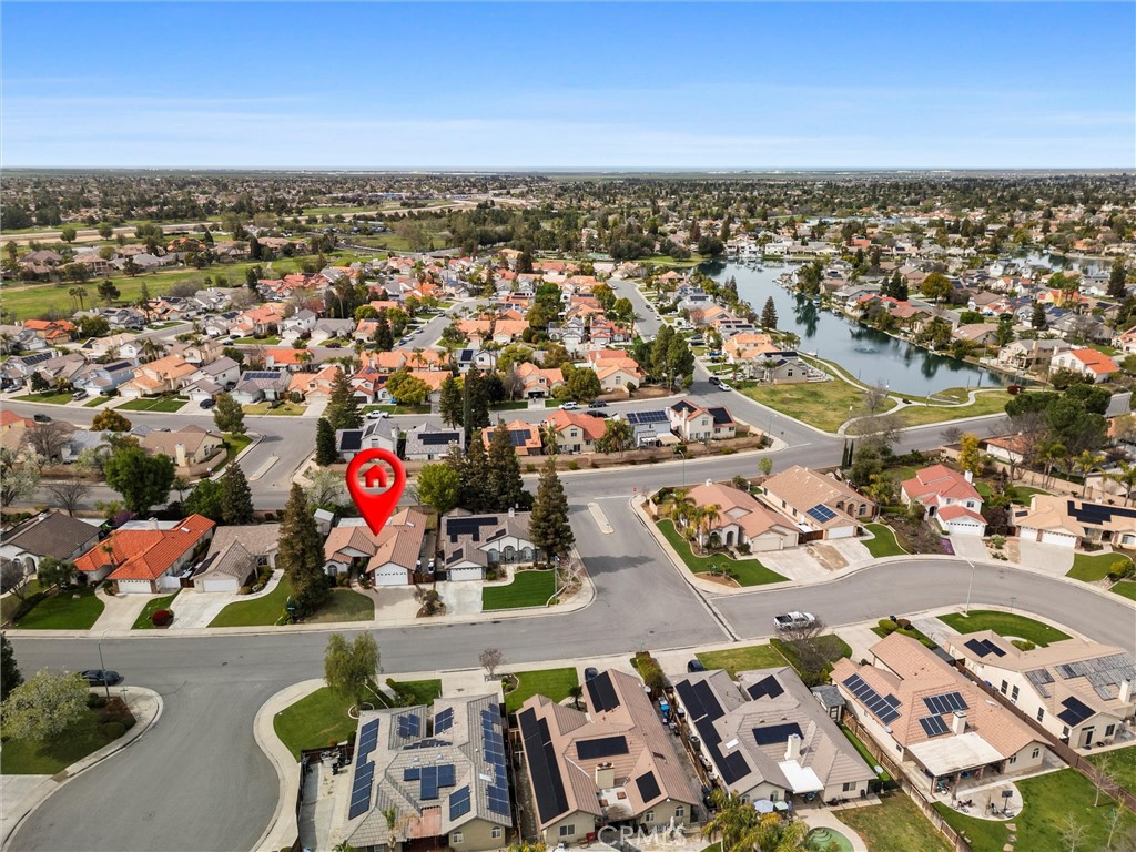 https://media.crmls.org/medias/a28e6499-58c1-497e-82fc-545a10ab4fd2.jpg?preset=X-Large