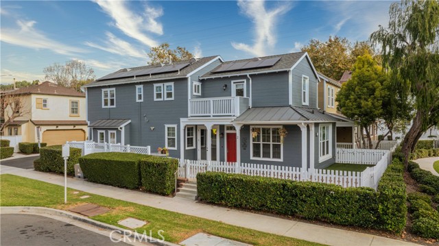 Detail Gallery Image 1 of 45 For 2 Lindenwood Farm, Ladera Ranch,  CA 92694 - 3 Beds | 2/1 Baths