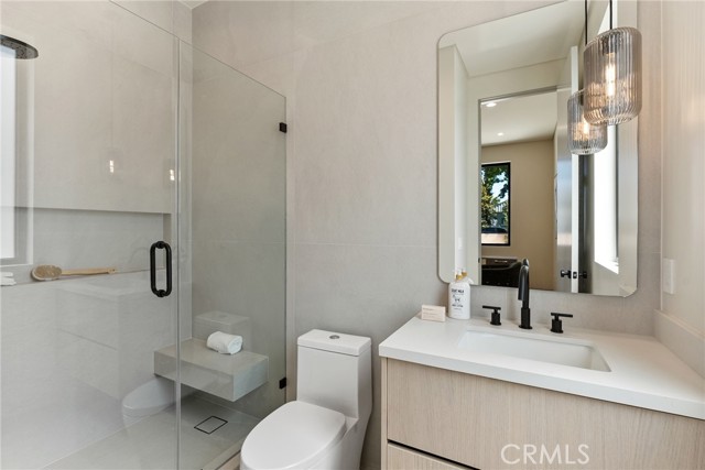 Detail Gallery Image 53 of 75 For 14738 Otsego St, Sherman Oaks,  CA 91403 - 5 Beds | 5/1 Baths
