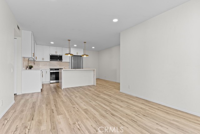 Detail Gallery Image 11 of 28 For 21921 Rimhurst Dr. #128-F,  Lake Forest,  CA 92630 - 2 Beds | 1 Baths