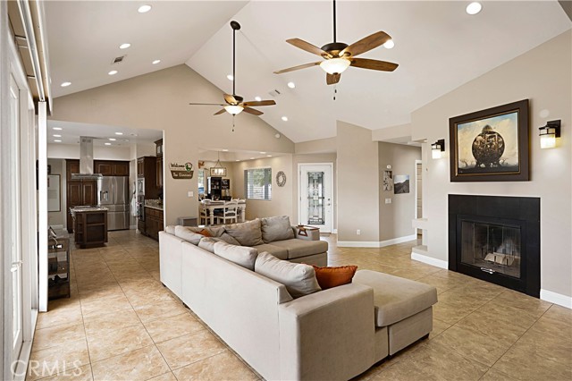 Detail Gallery Image 9 of 57 For 49501 Ironwood, Aguanga,  CA 92536 - 4 Beds | 3 Baths