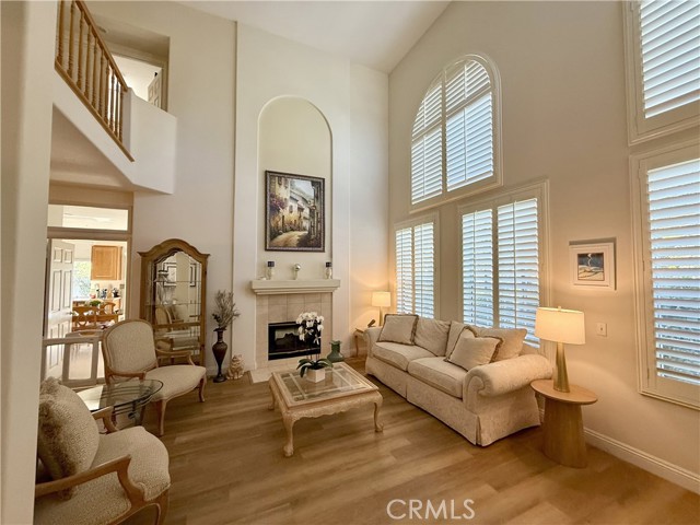 48 Hawksmoor, Aliso Viejo CA: https://media.crmls.org/medias/a2902418-ec60-4961-87e5-0dad079bc65e.jpg