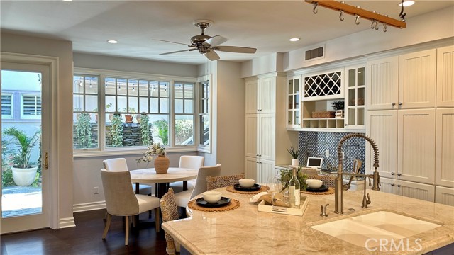 Detail Gallery Image 9 of 49 For 17 Spanish Bay Drive, Newport Beach,  CA 92660 - 3 Beds | 3/1 Baths