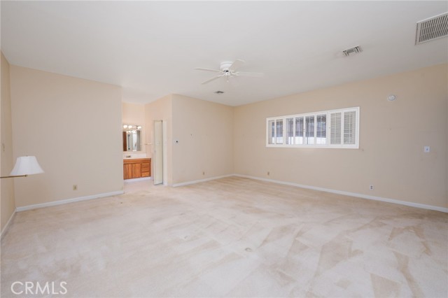 22226 Devonshire Street, Chatsworth CA: https://media.crmls.org/medias/a290eb95-840e-4533-a994-92a976ab2bd8.jpg