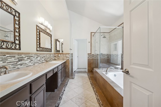 22501 Marilla Street, Chatsworth CA: https://media.crmls.org/medias/a2921e12-1ac4-4d42-a7bb-2472586df1d6.jpg