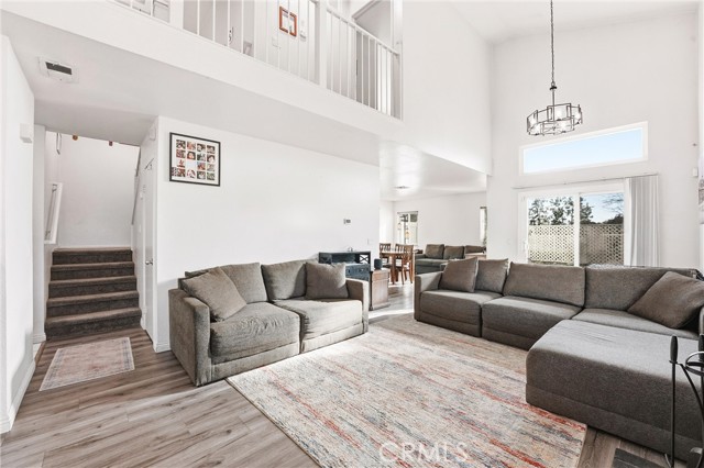 Detail Gallery Image 5 of 60 For 7639 Hillhurst, Riverside,  CA 92508 - 3 Beds | 2/1 Baths