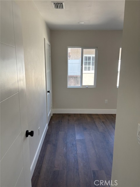 Detail Gallery Image 12 of 15 For 2715 Petaluma Ave, Long Beach,  CA 90815 - 3 Beds | 2 Baths