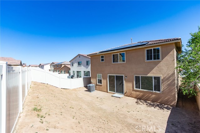13119 Lancaster Street, Hesperia CA: https://media.crmls.org/medias/a2942682-2f64-437d-88eb-1ed5a6220d99.jpg