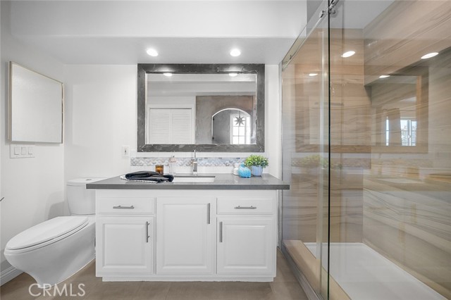 Detail Gallery Image 17 of 35 For 825 W 6th St #3,  San Pedro,  CA 90731 - 3 Beds | 2/1 Baths
