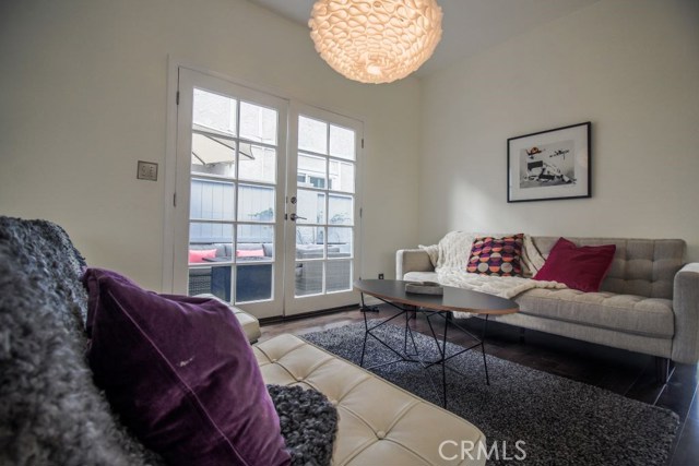 2114 Farrell Avenue, Redondo Beach, California 90278, 4 Bedrooms Bedrooms, ,1 BathroomBathrooms,Residential,Sold,Farrell,SB17057988